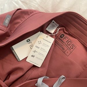 New Figs Livingston Basic Scrub pants